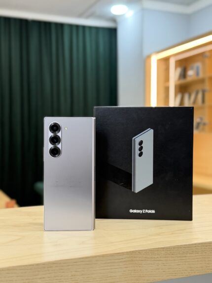Samsung Galaxy Z Fold 6 12/512Gb Silver Shadow ( Б/У )