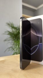 iPhone 16ProMax 256Gb Black Titanium ( Б/У ) АКБ - 94%