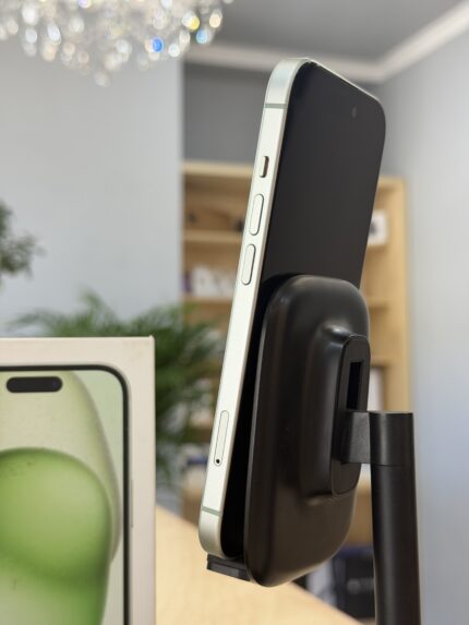 iPhone 15 128gb Green ( Б/У ) АКБ - 82%
